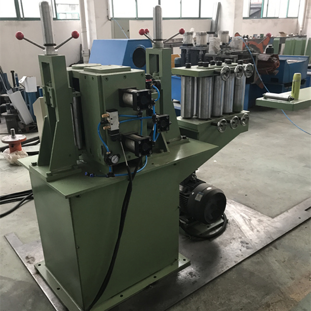 High Speed C Purlin Machine